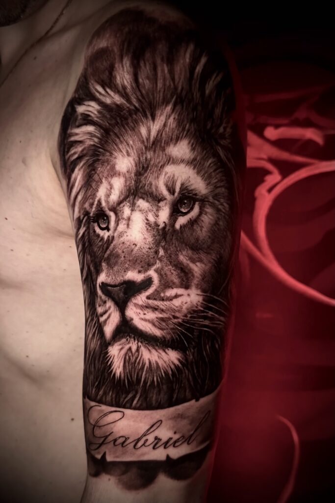 Realistisches Portrait Tattoo gestochen im Woodpecker Tattoo in Innsbruck Tirol