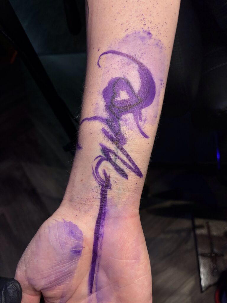Brush Stroke Tattoo Innsbruck